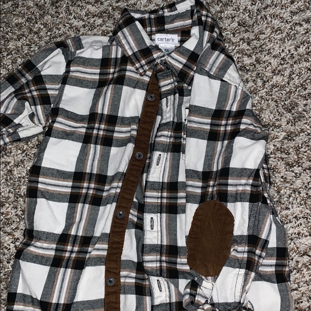 Button down - Picture 2 of 2